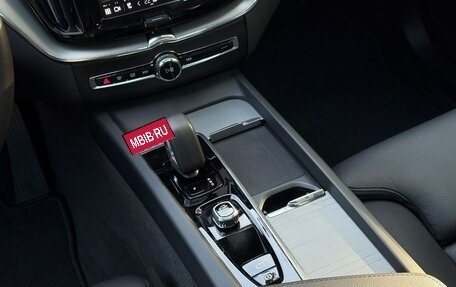 Volvo XC60 II, 2025 год, 7 000 000 рублей, 14 фотография
