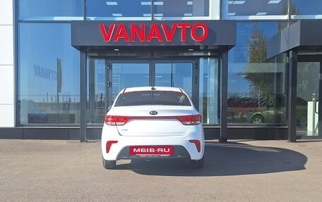 KIA Rio IV, 2019 год, 1 350 000 рублей, 7 фотография