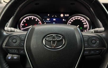 Toyota Camry, 2022 год, 3 300 000 рублей, 11 фотография