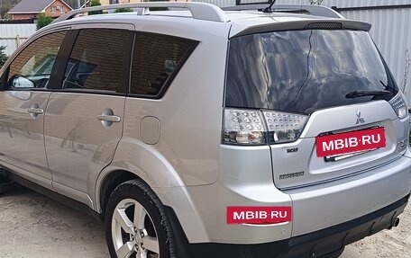Mitsubishi Outlander III рестайлинг 3, 2007 год, 1 050 000 рублей, 5 фотография