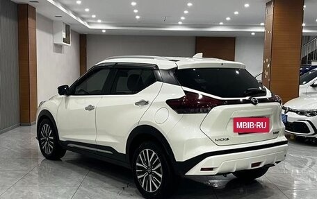 Nissan Kicks I, 2022 год, 1 720 000 рублей, 6 фотография