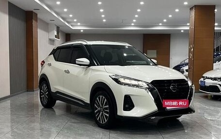Nissan Kicks I, 2022 год, 1 720 000 рублей, 2 фотография