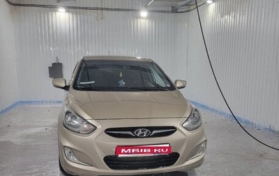Hyundai Solaris II рестайлинг, 2013 год, 800 000 рублей, 1 фотография