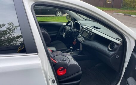 Toyota RAV4, 2013 год, 1 500 000 рублей, 5 фотография