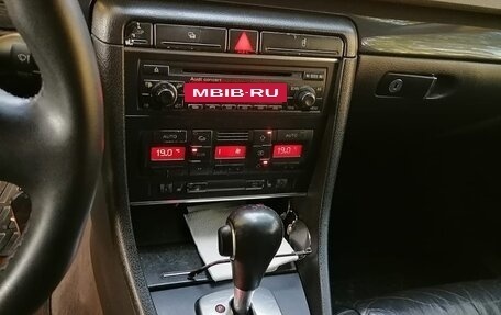 Audi A4, 2003 год, 650 000 рублей, 3 фотография