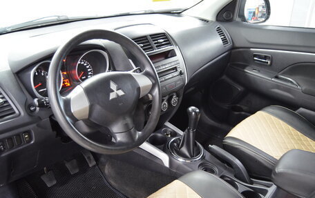 Mitsubishi ASX I рестайлинг, 2010 год, 950 000 рублей, 8 фотография