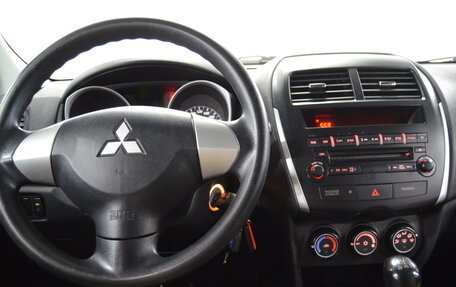 Mitsubishi ASX I рестайлинг, 2010 год, 950 000 рублей, 20 фотография