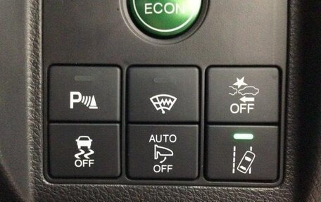 Honda Vezel, 2016 год, 1 314 000 рублей, 10 фотография