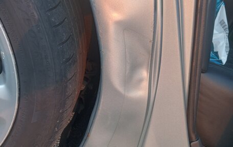 Toyota Avensis III рестайлинг, 2007 год, 499 000 рублей, 23 фотография