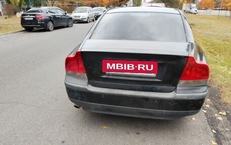 Volvo S60 III, 2001 год, 200 000 рублей, 4 фотография