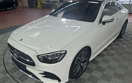 Mercedes-Benz E-Класс, 2021 год, 5 980 000 рублей, 1 фотография