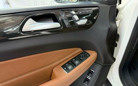 Mercedes-Benz GLS, 2016 год, 3 800 000 рублей, 13 фотография