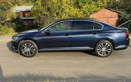 Volkswagen Passat B8 рестайлинг, 2015 год, 1 850 000 рублей, 6 фотография