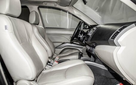 Mitsubishi Outlander III рестайлинг 3, 2008 год, 1 175 000 рублей, 6 фотография