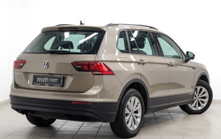 Volkswagen Tiguan II, 2020 год, 2 350 000 рублей, 5 фотография