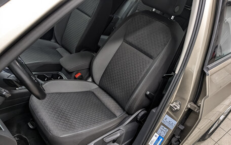 Volkswagen Tiguan II, 2020 год, 2 350 000 рублей, 20 фотография