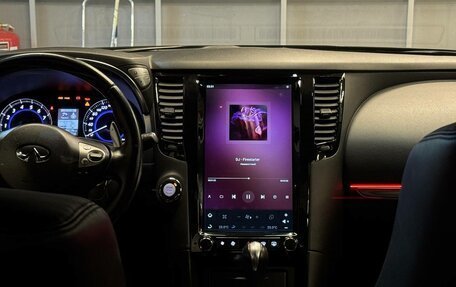 Infiniti QX70, 2015 год, 3 347 000 рублей, 17 фотография