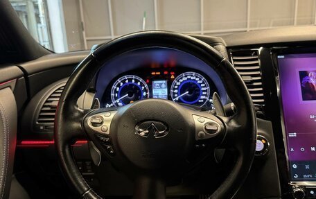 Infiniti QX70, 2015 год, 3 347 000 рублей, 14 фотография