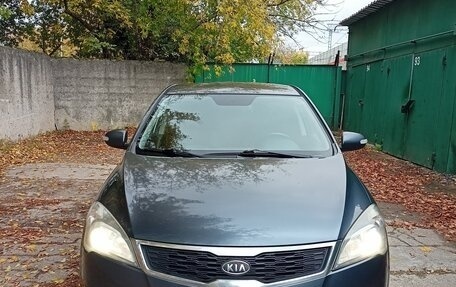KIA cee'd I рестайлинг, 2010 год, 925 000 рублей, 1 фотография