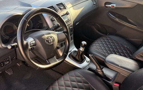 Toyota Corolla, 2011 год, 880 000 рублей, 8 фотография