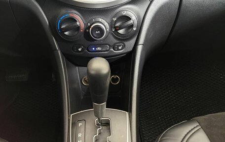 Hyundai Solaris II рестайлинг, 2011 год, 548 400 рублей, 12 фотография