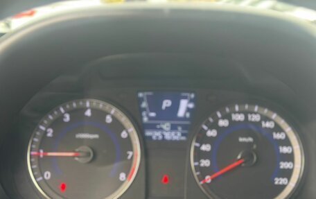 Hyundai Solaris II рестайлинг, 2012 год, 718 000 рублей, 9 фотография