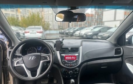 Hyundai Solaris II рестайлинг, 2012 год, 718 000 рублей, 8 фотография