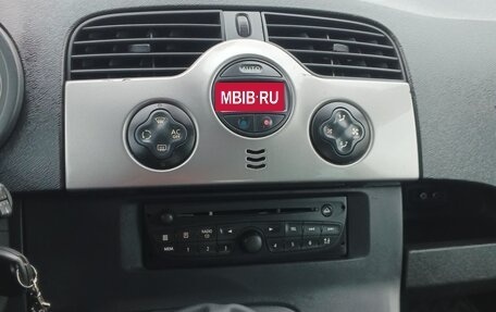 Renault Kangoo II рестайлинг, 2011 год, 715 000 рублей, 20 фотография