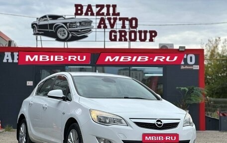 Opel Astra J, 2011 год, 719 000 рублей, 1 фотография