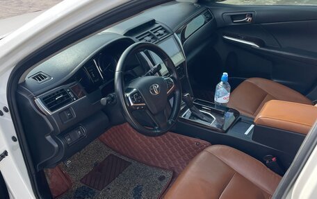 Toyota Camry, 2016 год, 2 075 000 рублей, 20 фотография