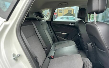 Opel Astra J, 2011 год, 719 000 рублей, 28 фотография