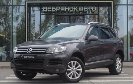 Volkswagen Touareg III, 2012 год, 2 000 000 рублей, 1 фотография