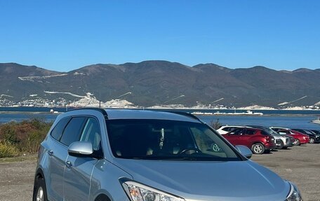 Hyundai Santa Fe III рестайлинг, 2014 год, 2 100 000 рублей, 2 фотография