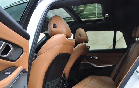 BMW 3 серия, 2019 год, 2 850 000 рублей, 16 фотография