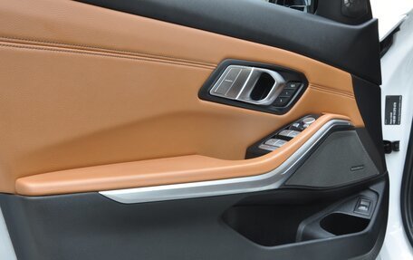BMW 3 серия, 2019 год, 2 850 000 рублей, 22 фотография