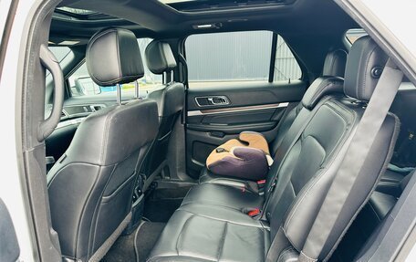 Ford Explorer VI, 2016 год, 2 500 000 рублей, 8 фотография