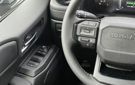 Toyota Land Cruiser Prado, 2025 год, 11 990 000 рублей, 28 фотография