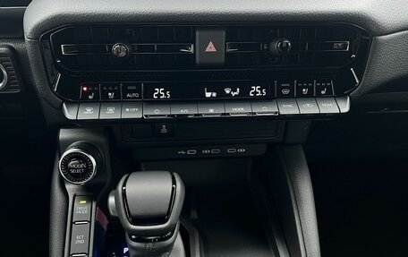 Toyota Land Cruiser Prado, 2025 год, 11 990 000 рублей, 24 фотография