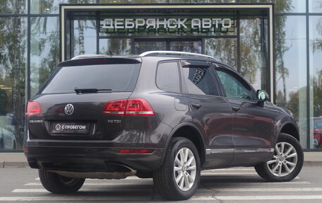 Volkswagen Touareg III, 2012 год, 2 000 000 рублей, 3 фотография