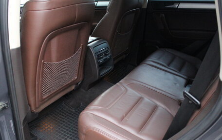 Volkswagen Touareg III, 2012 год, 2 000 000 рублей, 25 фотография