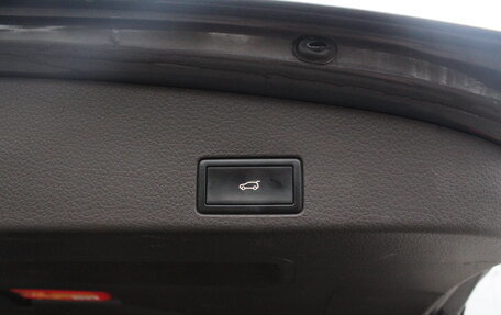 Volkswagen Touareg III, 2012 год, 2 000 000 рублей, 30 фотография