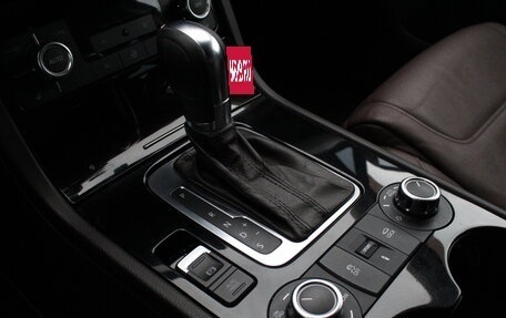 Volkswagen Touareg III, 2012 год, 2 000 000 рублей, 21 фотография