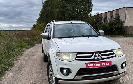 Mitsubishi Pajero Sport II рестайлинг, 2014 год, 1 650 000 рублей, 1 фотография