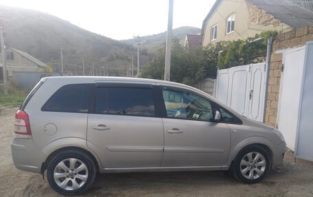 Opel Zafira B, 2010 год, 769 000 рублей, 6 фотография