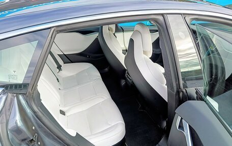 Tesla Model S I, 2018 год, 3 270 000 рублей, 10 фотография