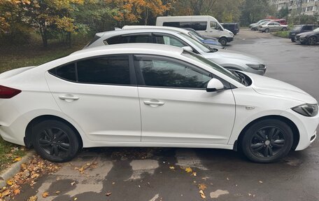 Hyundai Elantra VI рестайлинг, 2016 год, 1 030 000 рублей, 2 фотография