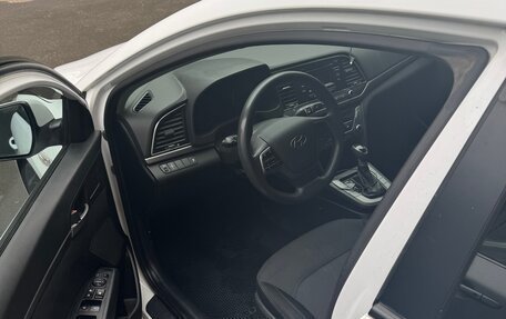 Hyundai Elantra VI рестайлинг, 2016 год, 1 030 000 рублей, 11 фотография