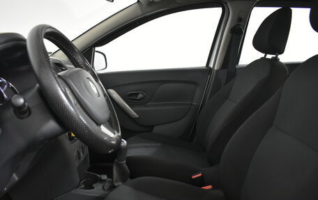 Renault Logan II, 2017 год, 449 000 рублей, 8 фотография