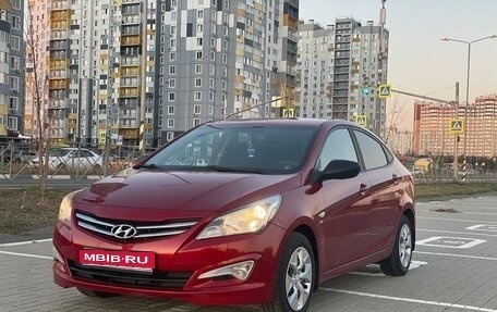 Hyundai Solaris II рестайлинг, 2016 год, 950 000 рублей, 1 фотография