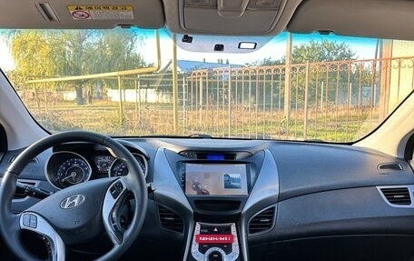 Hyundai Avante, 2011 год, 699 000 рублей, 6 фотография